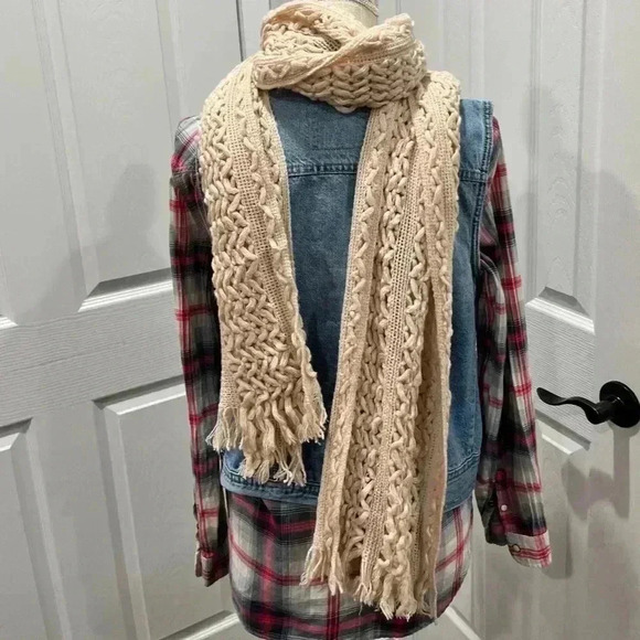 3 piece lot American Eagle boyfriend plaid cats eye snap up, denim vest & scarf - Picture 2 of 13